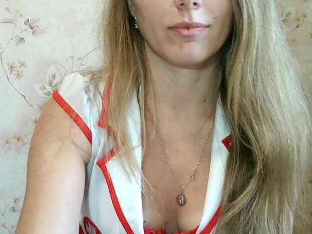 RoxyFox18x44 webcam