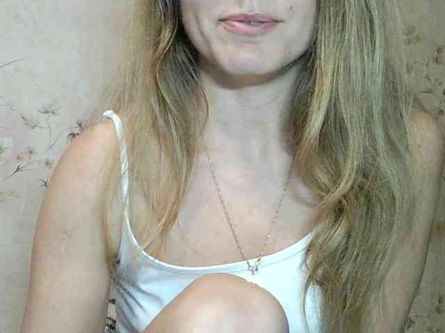 RoxyFox18x44 webcam