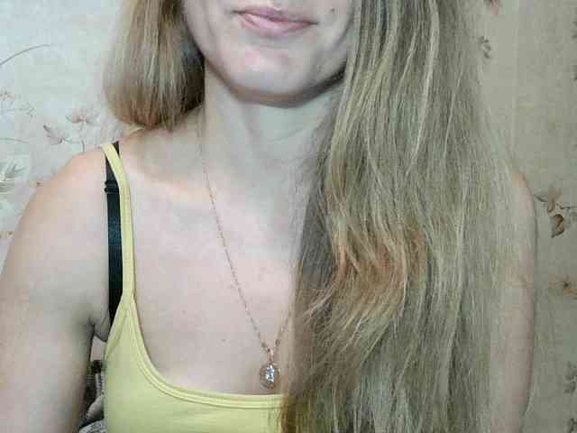 RoxyFox18x44 webcam