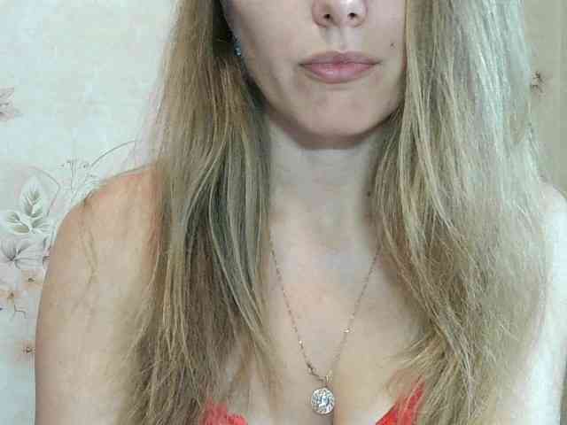 RoxyFox18x44 webcam