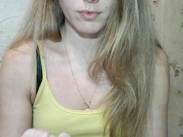 RoxyFox18x44 webcam