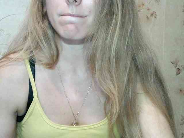 RoxyFox18x44 webcam