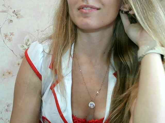 RoxyFox18x44 webcam