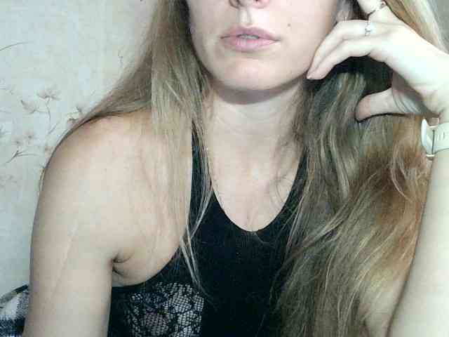 RoxyFox18x44 webcam