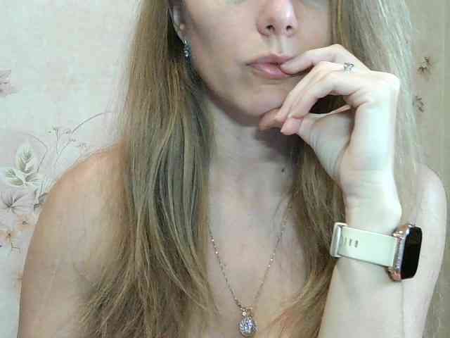 RoxyFox18x44 webcam