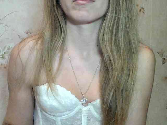 RoxyFox18x44 webcam