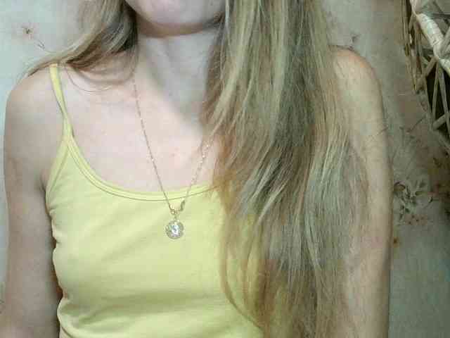 RoxyFox18x44 webcam