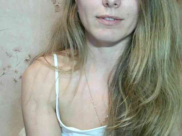 RoxyFox18x44 webcam