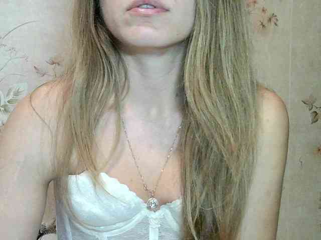 RoxyFox18x44 webcam