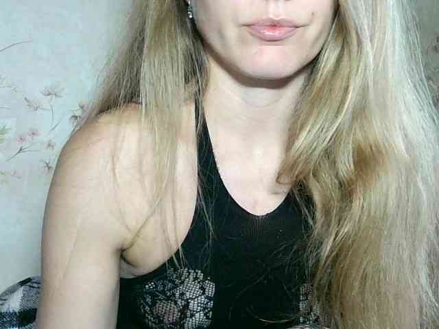 RoxyFox18x44 webcam