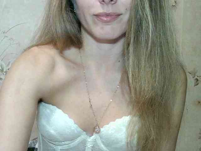 RoxyFox18x44 webcam