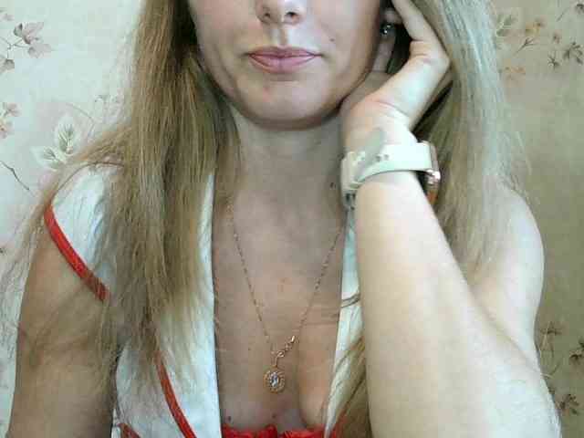 RoxyFox18x44 webcam