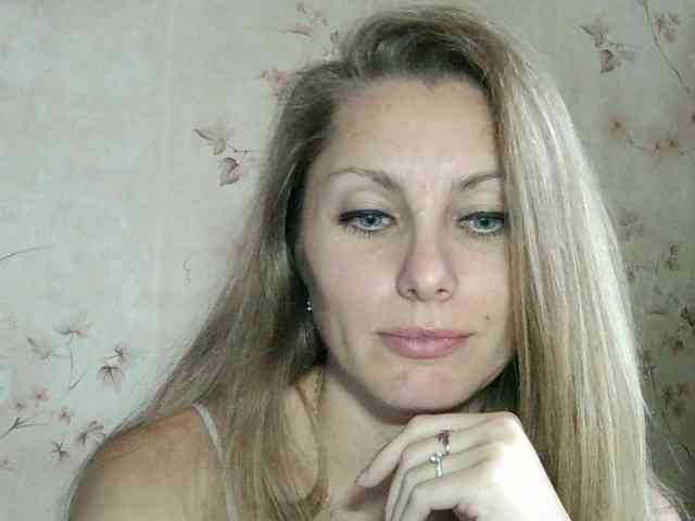 RoxyFox18x44 webcam