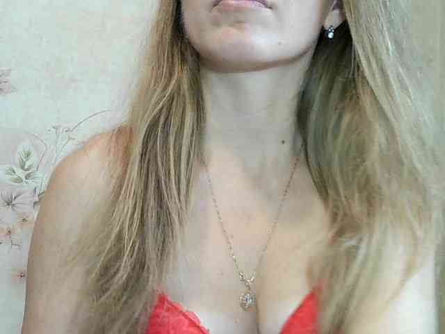 RoxyFox18x44 webcam