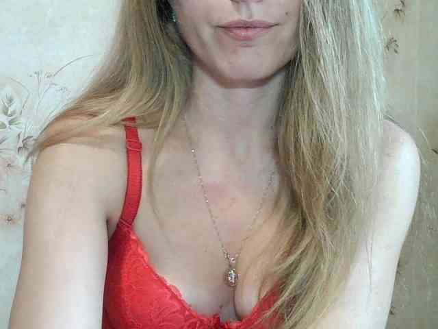 RoxyFox18x44 webcam