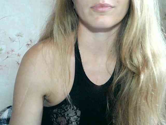 RoxyFox18x44 webcam