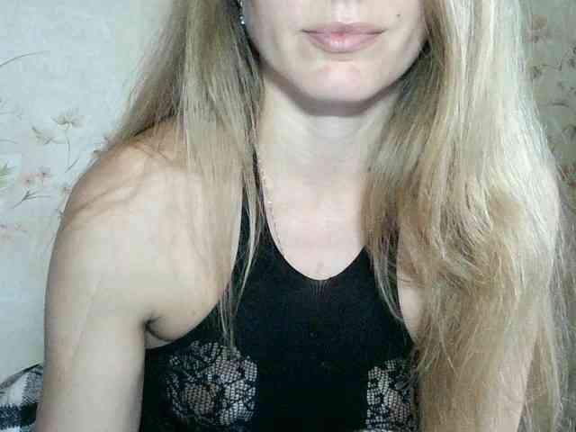 RoxyFox18x44 webcam