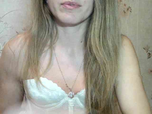 RoxyFox18x44 webcam