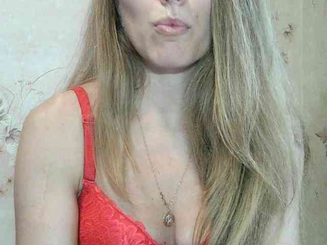 RoxyFox18x44 webcam