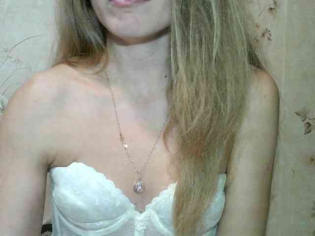 RoxyFox18x44 webcam