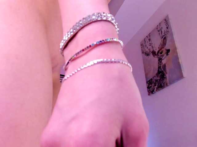 Divine-Madness's BongaCams show and profile