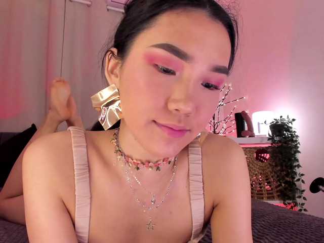 Divine-Madness's BongaCams show and profile