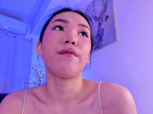 Divine-Madness's BongaCams show and profile