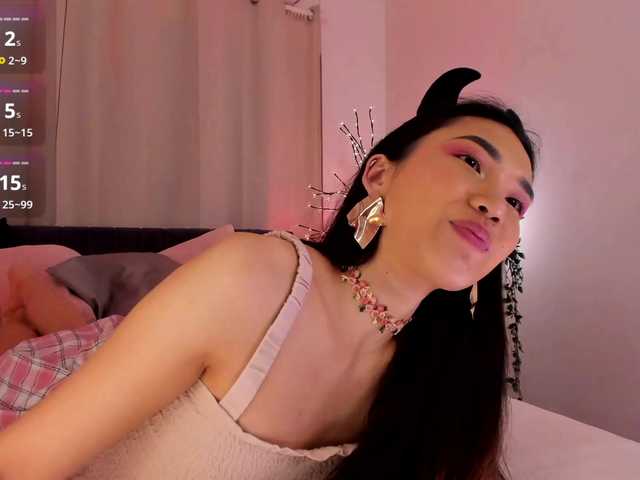 Divine-Madness's BongaCams show and profile