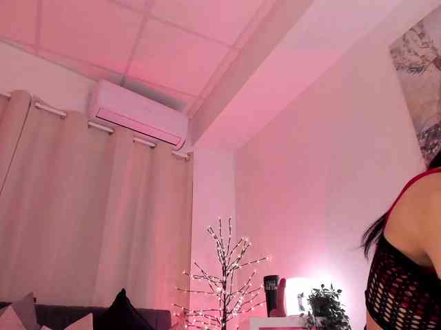 Divine-Madness webcam