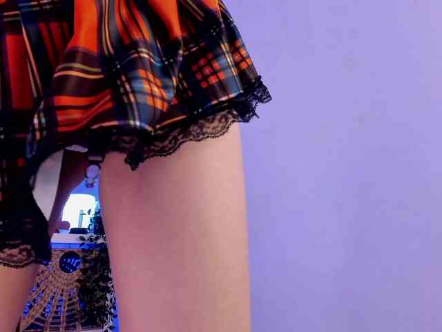 Divine-Madness webcam