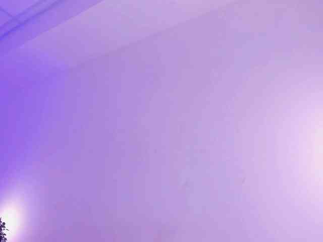 Divine-Madness webcam