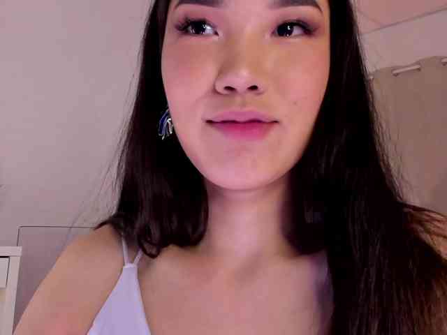 Divine-Madness webcam