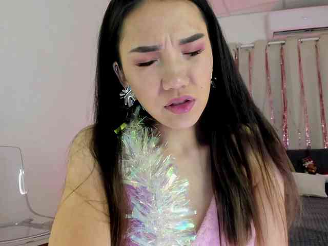 Divine-Madness webcam