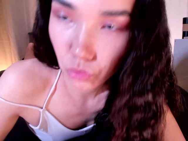 Divine-Madness webcam
