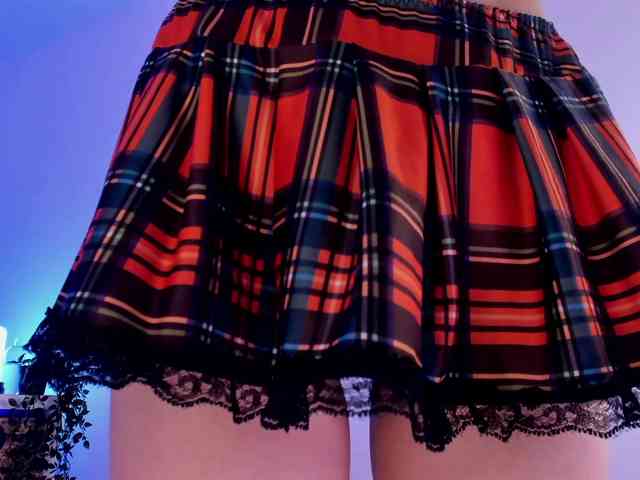 Divine-Madness webcam