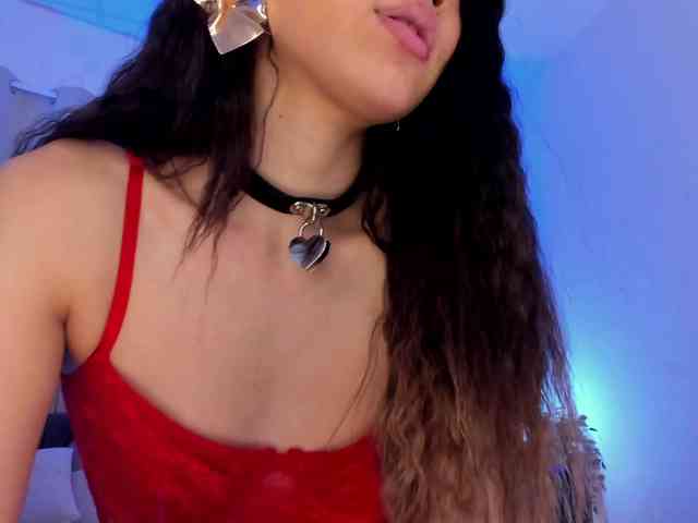 Divine-Madness webcam