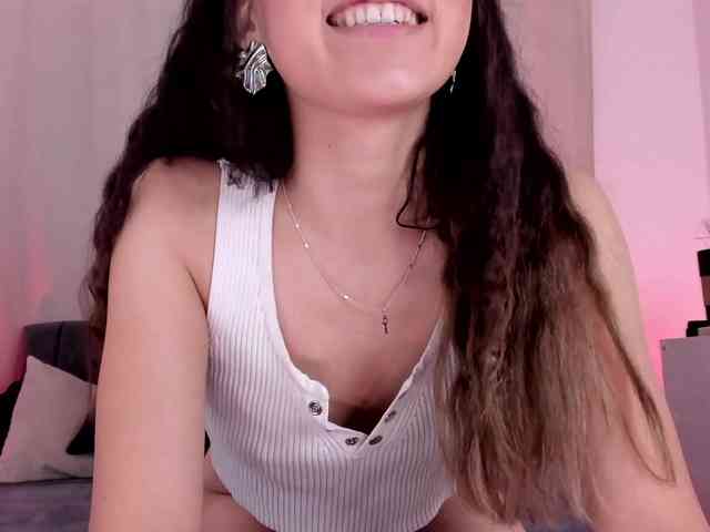 Divine-Madness webcam