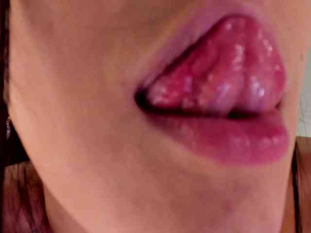 Divine-Madness webcam