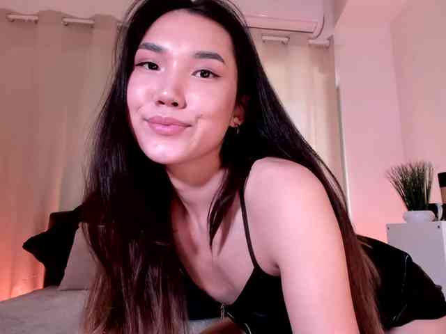 Divine-Madness webcam