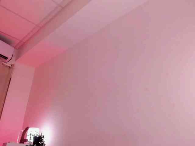 Divine-Madness webcam