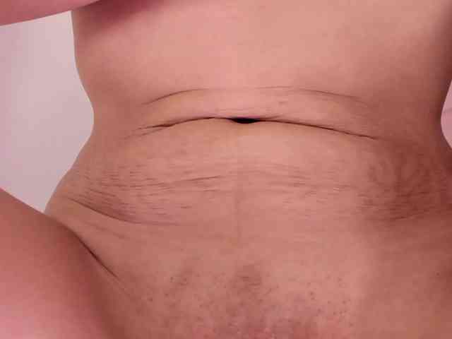 Divine-Madness webcam