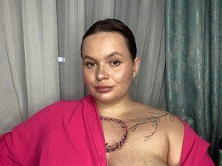 Divine-1 Porn Show