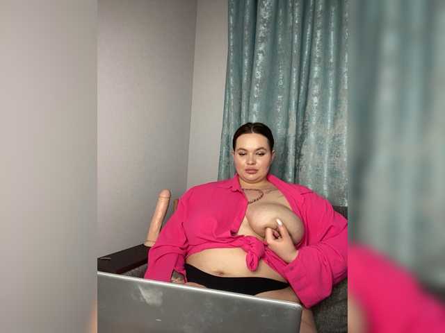 Divana-1's BongaCams show and profile