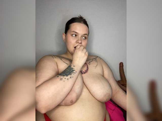 Divana-1's BongaCams show and profile