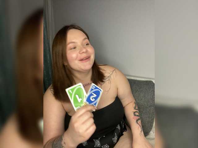 Divana-1's BongaCams show and profile