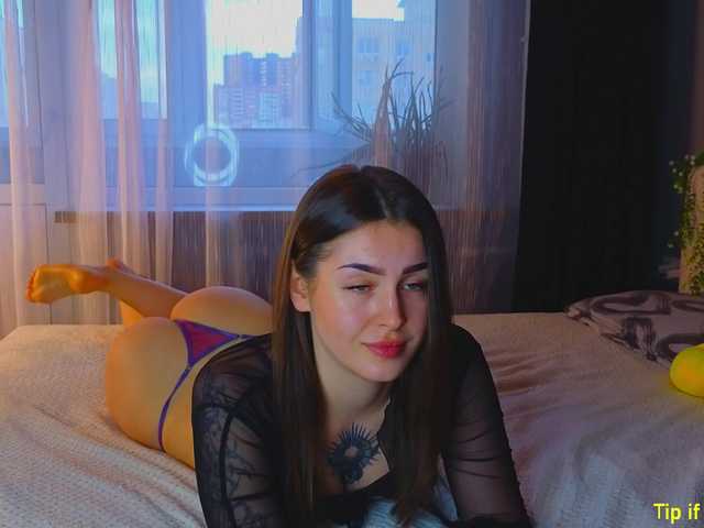 TinyMollys's BongaCams show and profile