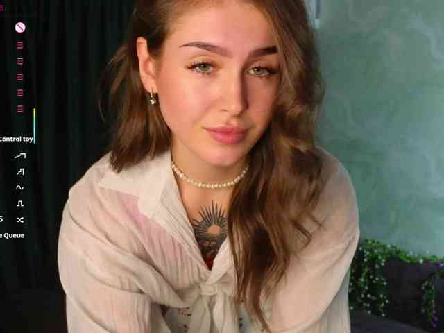 TinyMollys bongacams