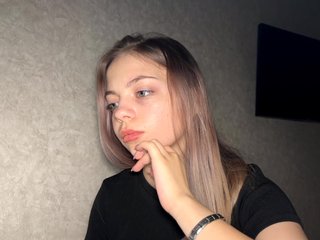 DavinaHaddad Porn Show