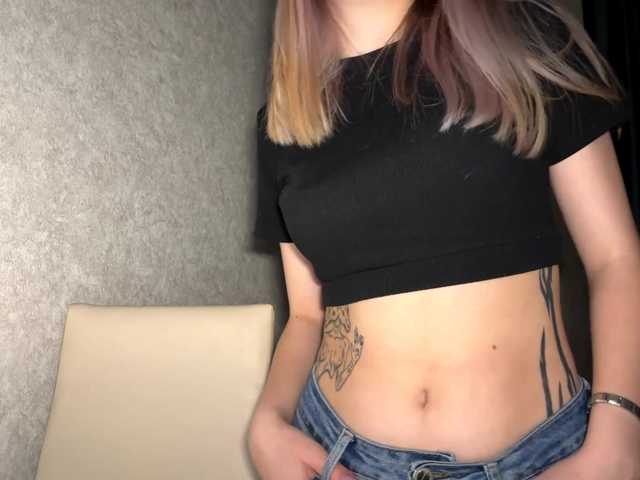 DavinaHaddad live cam