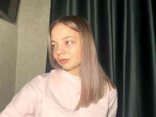 DavinaHaddad DavinaHaddad